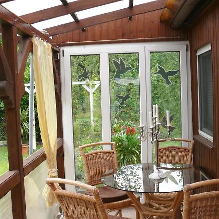 Bungalow Im Maerchengarten Krauschwitz エクステリア 写真